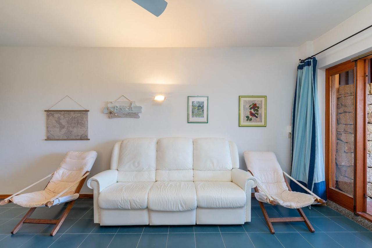 Residenze Coda Cavallo San Teodoro  Exteriör bild