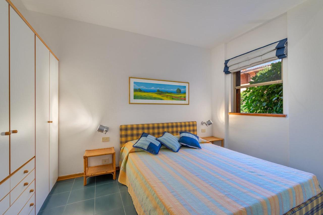 Residenze Coda Cavallo San Teodoro  Exteriör bild