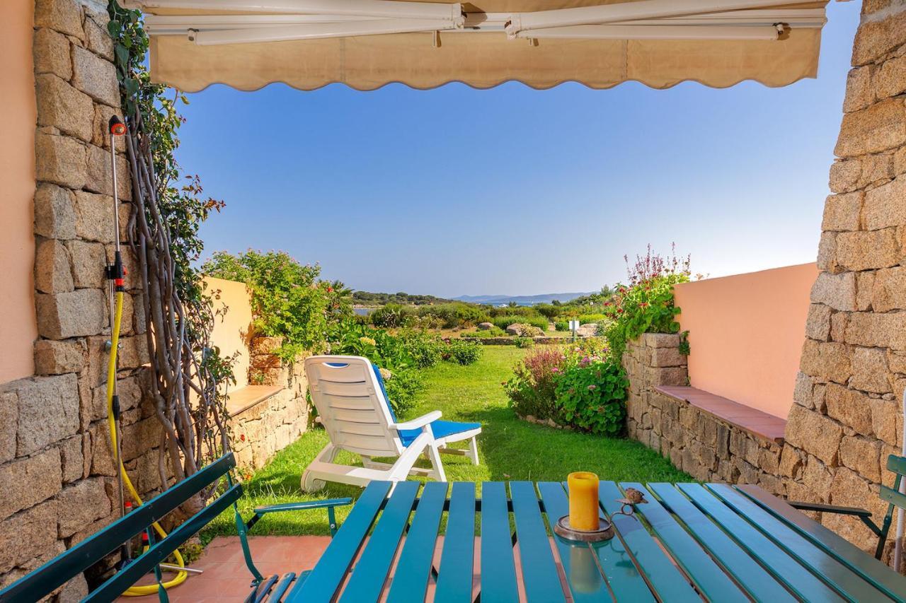 Residenze Coda Cavallo San Teodoro  Exteriör bild