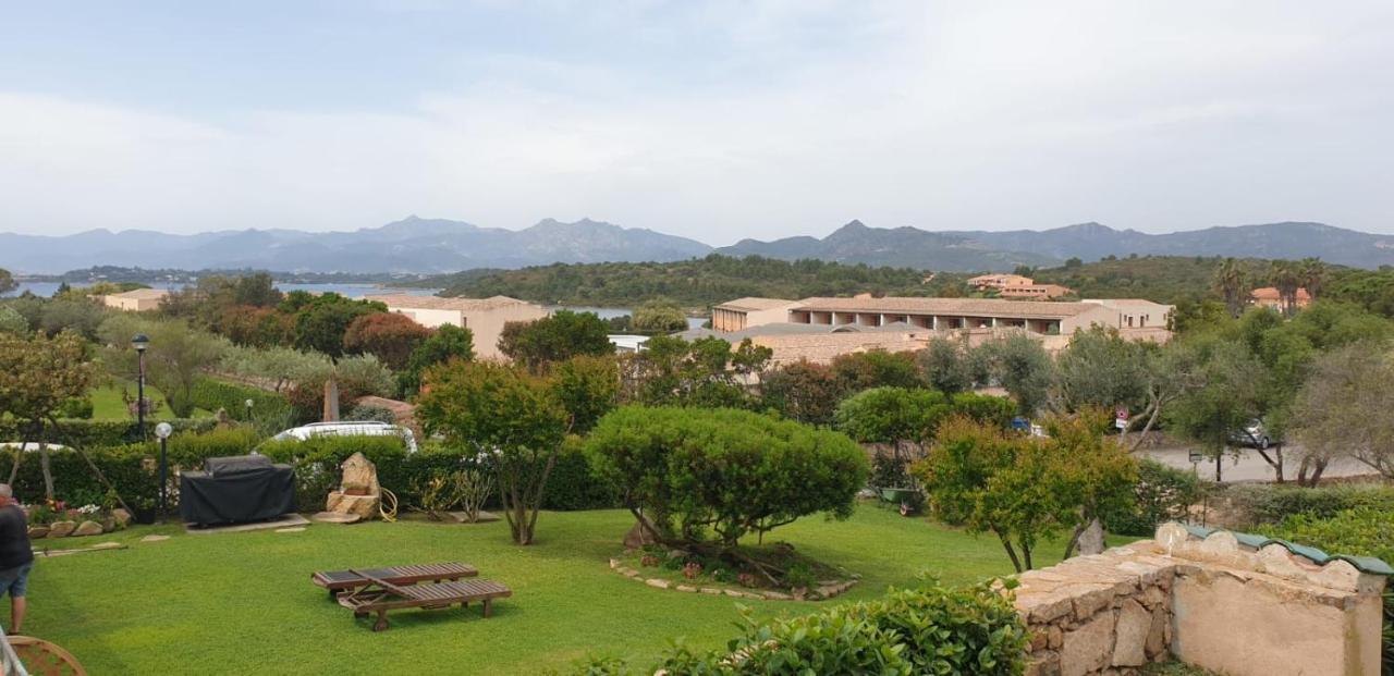 Residenze Coda Cavallo San Teodoro  Exteriör bild