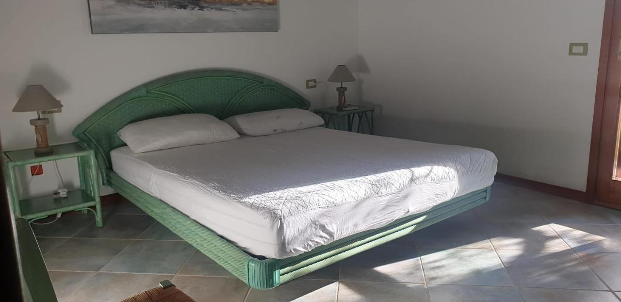 Residenze Coda Cavallo San Teodoro  Exteriör bild