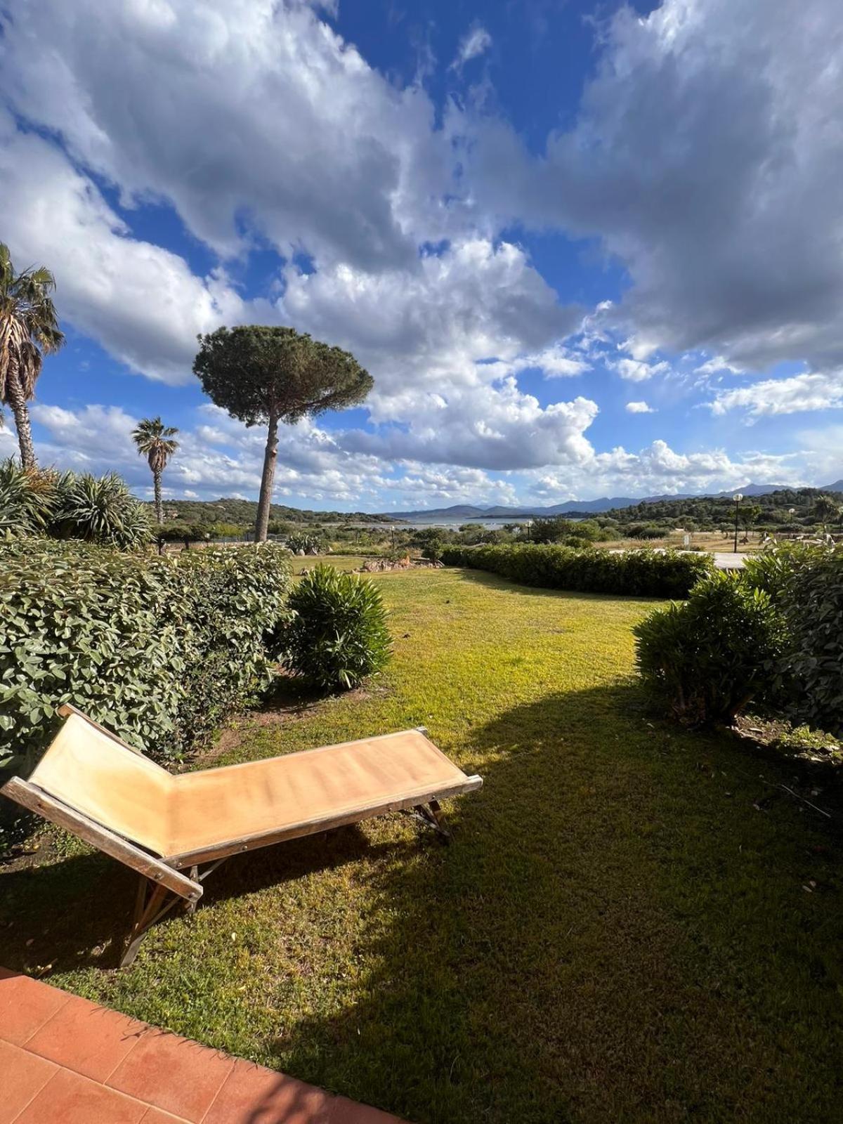 Residenze Coda Cavallo San Teodoro  Exteriör bild