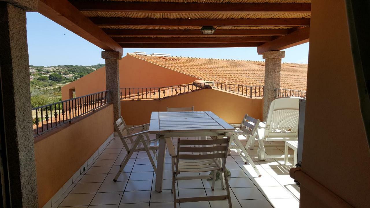 Residenze Coda Cavallo San Teodoro  Exteriör bild